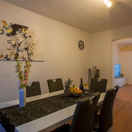 Apartman Mia With Pool1 Split Extérieur photo