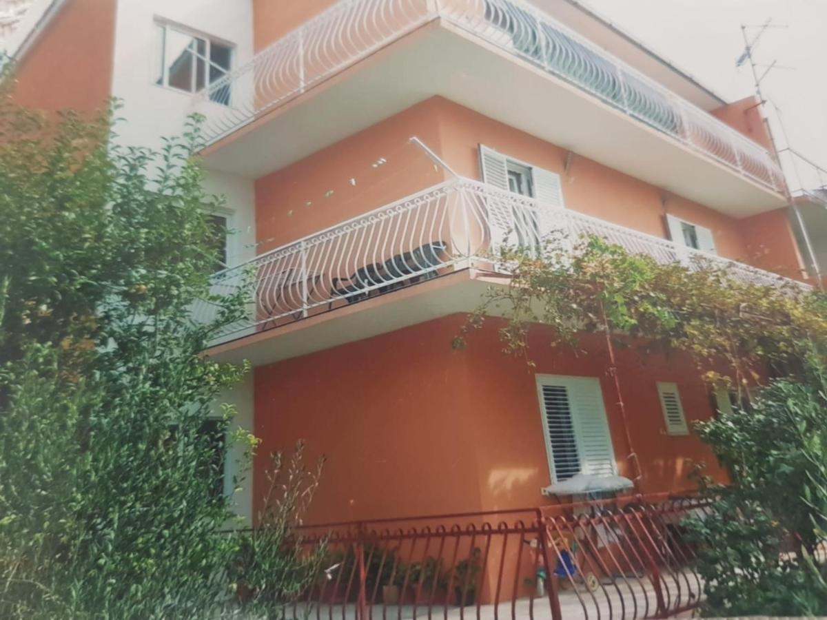 Apartman Mia With Pool1 Split Extérieur photo