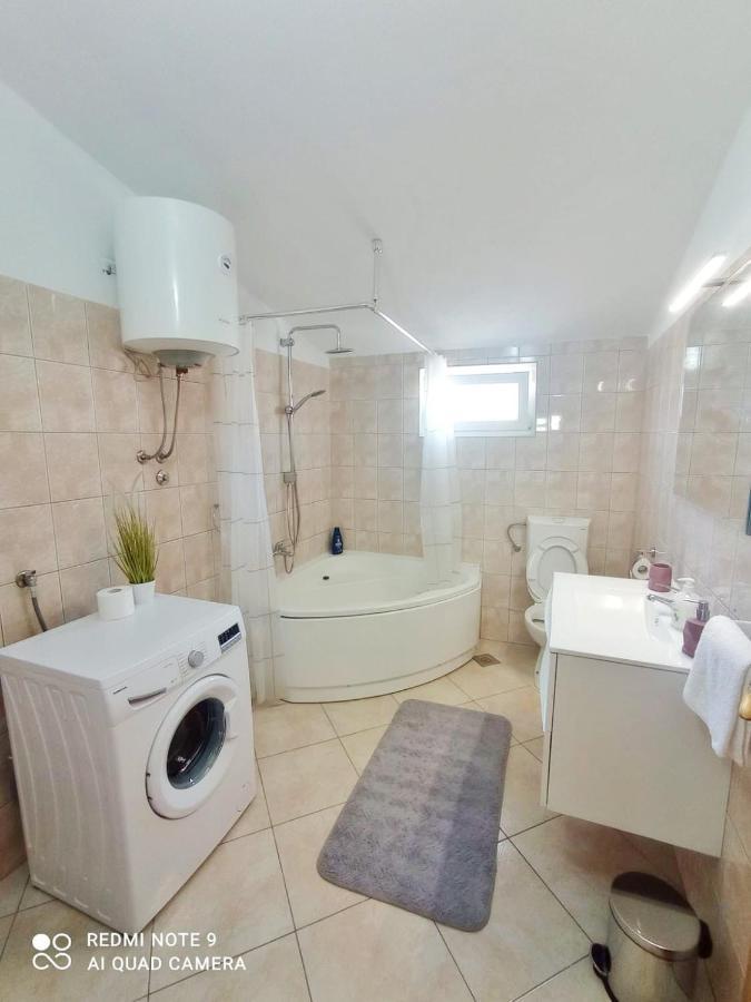 Apartman Mia With Pool1 Split Extérieur photo