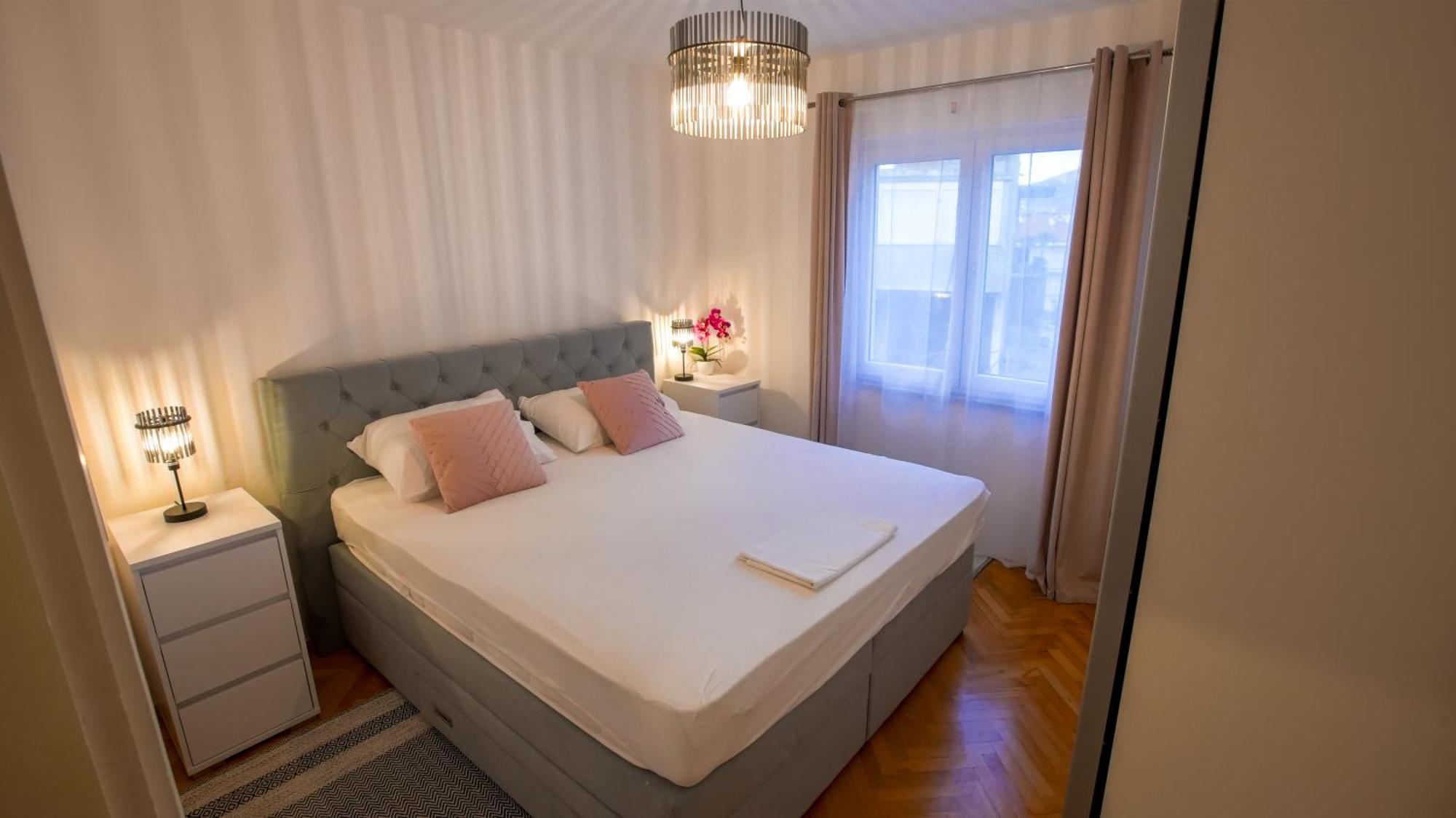 Apartman Mia With Pool1 Split Extérieur photo